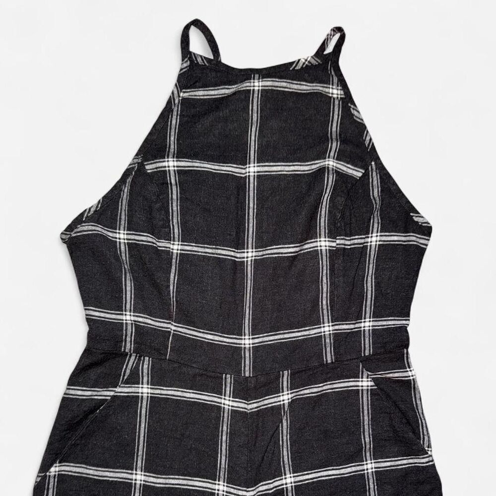 Urban Outfitters Black and White Plaid Linen High Neck Halter Jumpsuit Size US 4 - Picture 2 of 10